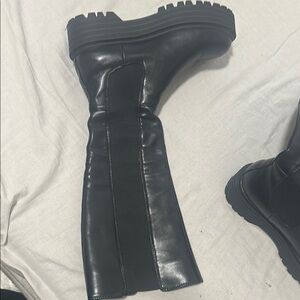 Azalea banks boots
